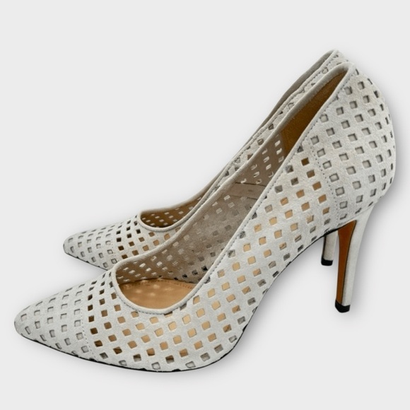 IRO Larson Perforated Suede Pointed Toe Pumps Ecru Size EU 39 - Picture 3 of 12